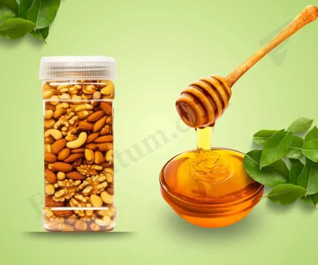 Cashew Nut, Almonds and Walnuts with Honey